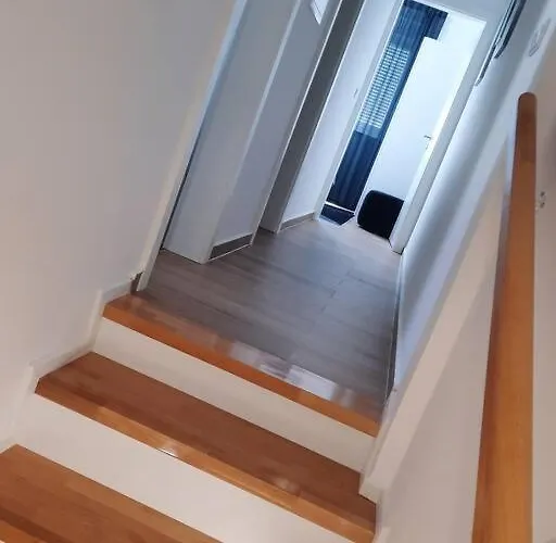 Eva Apartament *