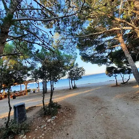 Eva Apartamento Šimuni